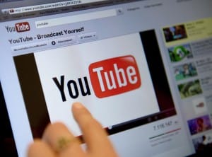 Youtube Videonuzu başka bir hesaba taşıyın