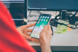 Donemax DMtrans ücretsiz bir lisanstır. iPhone ve Windows PC arasında dosya aktarın