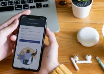 Microsoft Teams’de dosya nasıl sabitlenir