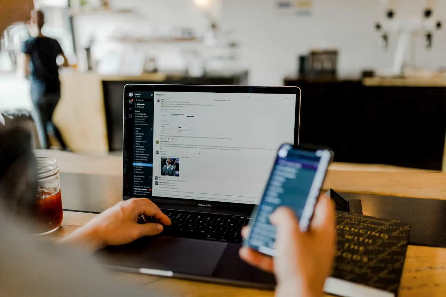 iOS 15′ de iCloud Private Site VPN nasıl etkinleştirilir / devre dışı bırakılır