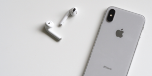 iPhone 11 Pro Ana Ekran ve Arka Plan Duvar Kağıtları
