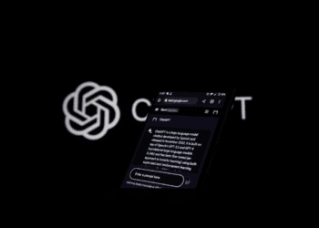ChatGPT artık sesli sohbetleri ve resim yüklemeyi destekliyor